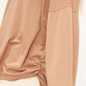 Stay Cool Rouched Side Longsleeve